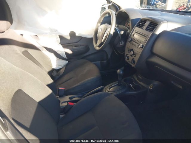 3N1CN7AP1JL813986 Nissan Versa 1.6 S+