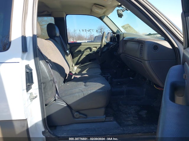 2004 CHEVROLET SILVERADO 1500 WORK TRUCK VIN: 2GCEK19T441301500