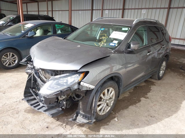 Nissan ROGUE SV 2017 5N1AT2MT3HC888096 Image 2