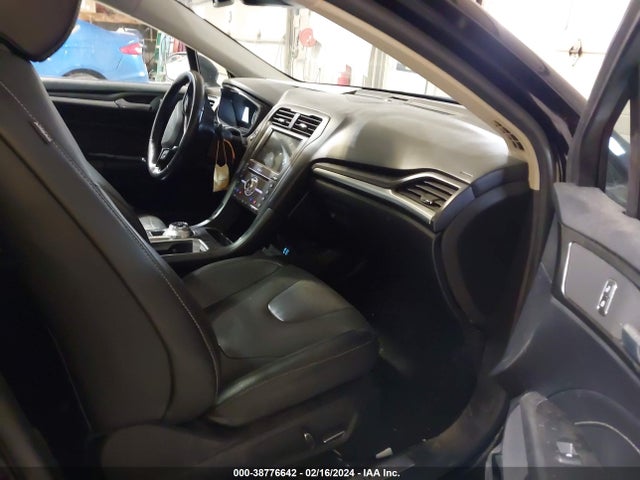 Ford Fusion Titanium 2020 3FA6P0K94LR116264 Image 5