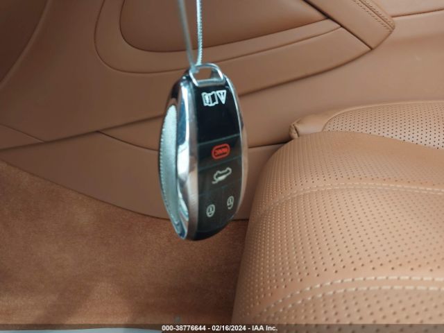 2022 BENTLEY BENTAYGA SJAAM2ZV4NC012243 Photo 10