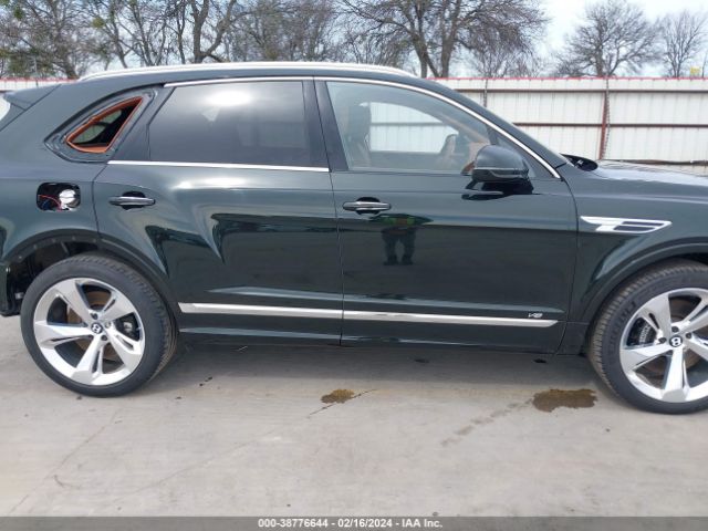 SJAAM2ZV4NC012243 Bentley Bentayga S/v8