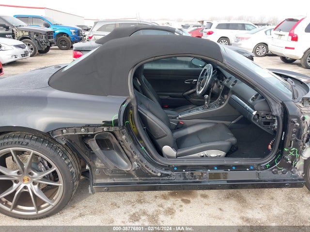 Porsche 718 Boxster 2019 WP0CA2A85KS211437 Image 14