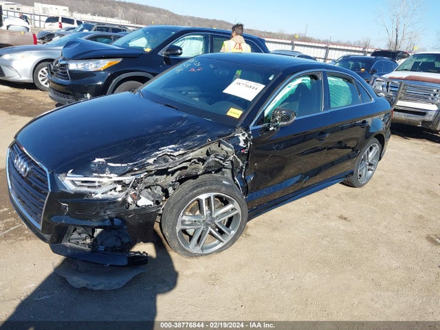 WAUJ8GFF0J1035504 Audi A3 2.0t Premium/2.0t Tech Premium
