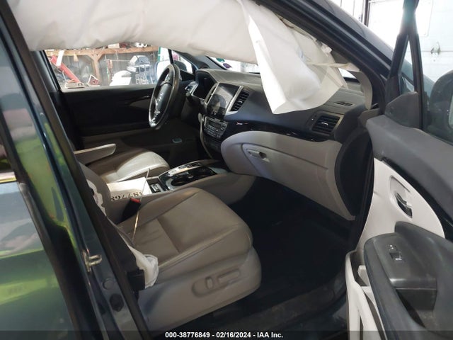 Honda Pilot Elite 2018 5FNYF6H02JB064889 Image 5
