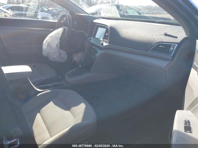 Hyundai ELANTRA SE 2017 5NPD84LF2HH050205 Image 5