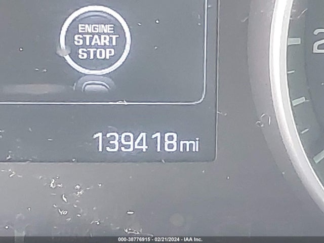 Hyundai Elantra Limited 2017 5NPD84LF6HH056668 Image 16