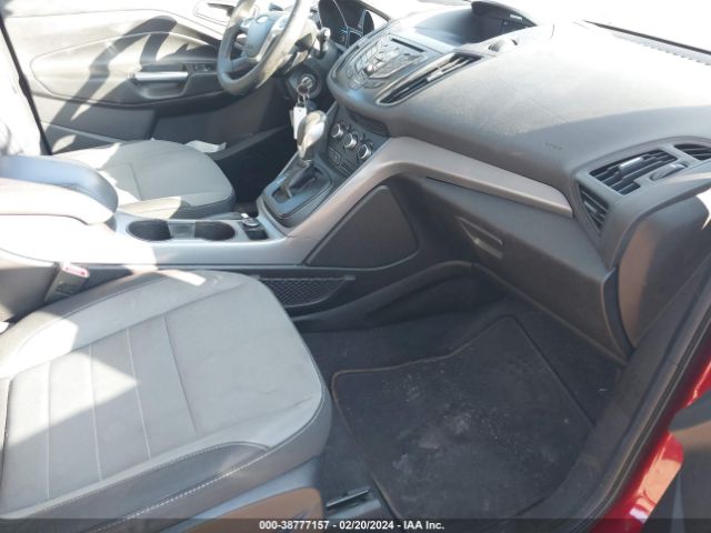 1FMCU0GX7EUE23805 Ford ESCAPE SE
