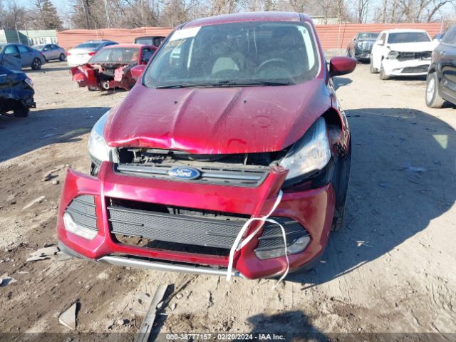 1FMCU0GX7EUE23805 Ford ESCAPE SE