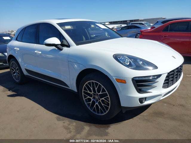 2016 PORSCHE MACAN WP1AB2A53GLB49739 Photo 0