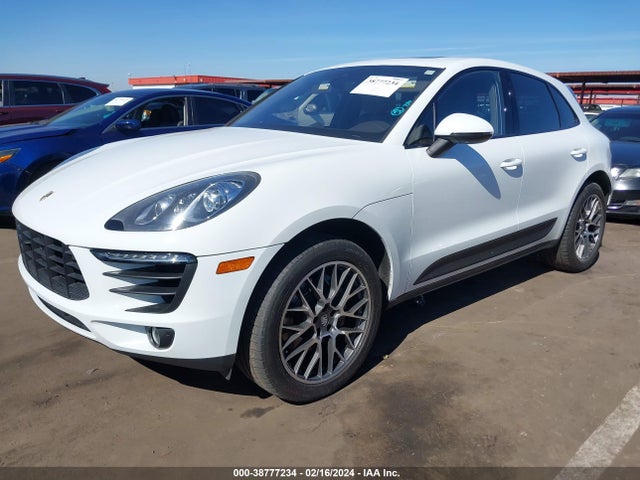 2016 PORSCHE MACAN WP1AB2A53GLB49739 Photo 1