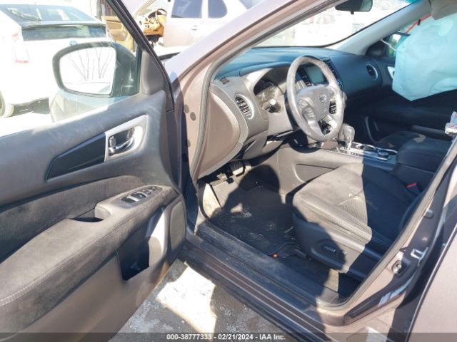 5N1AR2MM6EC704028 Nissan Pathfinder Sv