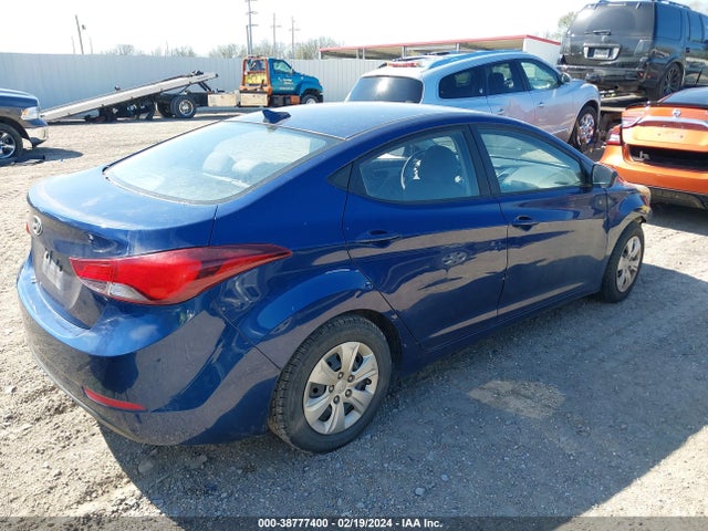 2016 HYUNDAI ELANTRA SE VIN: 5NPDH4AE8GH755602