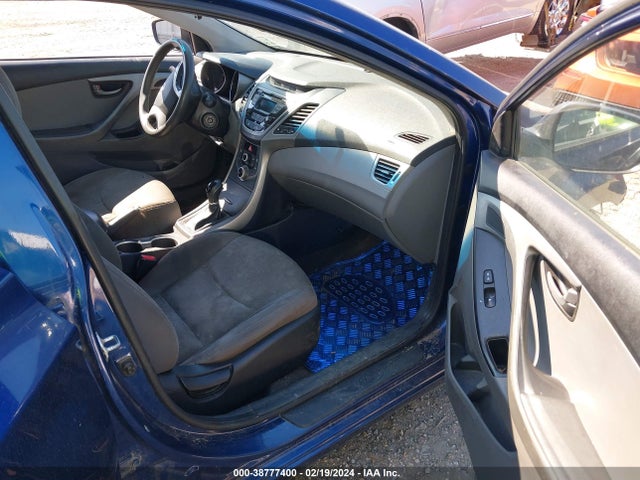 2016 HYUNDAI ELANTRA SE VIN: 5NPDH4AE8GH755602