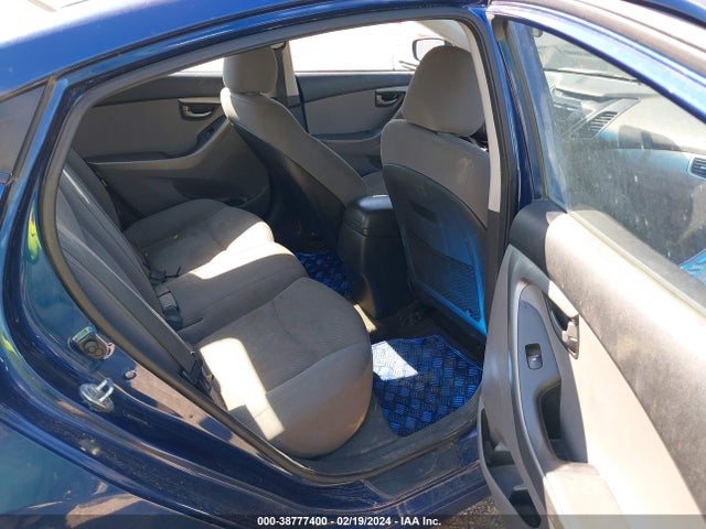 2016 HYUNDAI ELANTRA SE VIN: 5NPDH4AE8GH755602