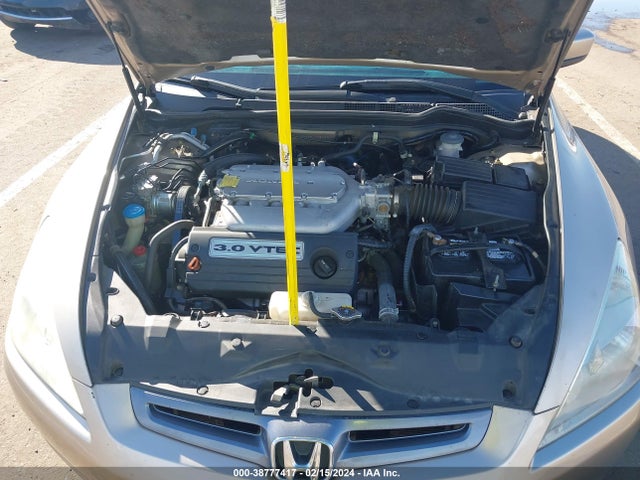 2005 HONDA ACCORD 3.0 EX VIN: 1HGCM66555A005091
