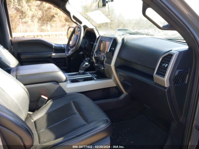 1FTEW1E50JFE13517 Ford F-150 Lariat