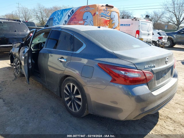1N4AL3AP5JC210429 Nissan Altima 2.5 Sv