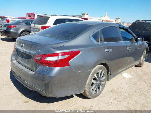 1N4AL3AP5JC210429 Nissan Altima 2.5 Sv