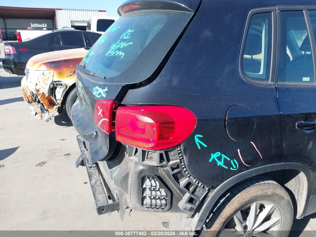 WVGAV7AX9HK044326 Volkswagen Tiguan 2.0t/2.0t S