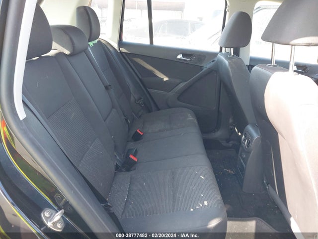 WVGAV7AX9HK044326 Volkswagen Tiguan 2.0t/2.0t S