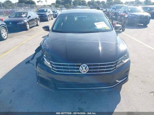 1VWBS7A34GC046604 Volkswagen Passat 1.8t Se