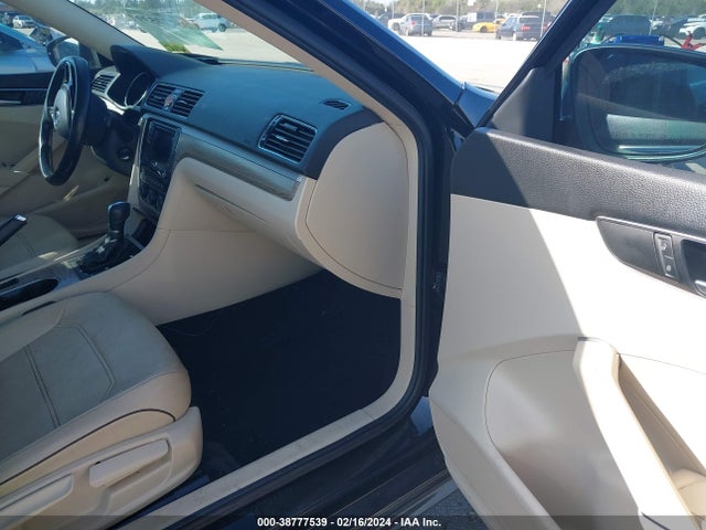 1VWBS7A34GC046604 Volkswagen Passat 1.8t Se