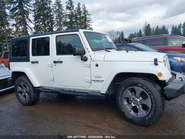 1C4BJWEG6HL614401 Jeep Wrangler Unlimited Sahara 4x4