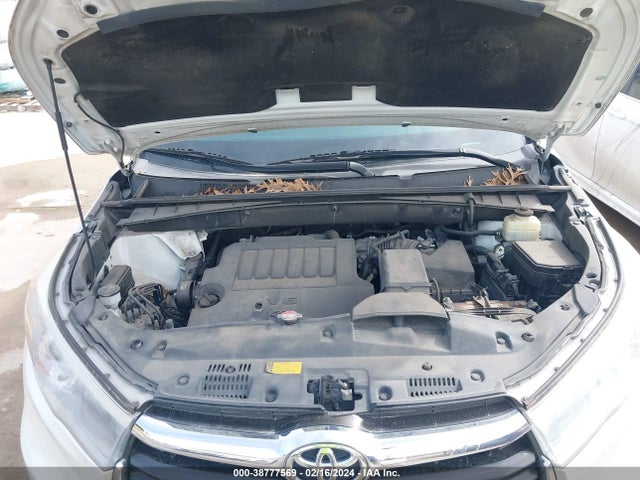 Toyota Highlander Xle V6 2016 5TDKKRFH4GS167473 Image 10