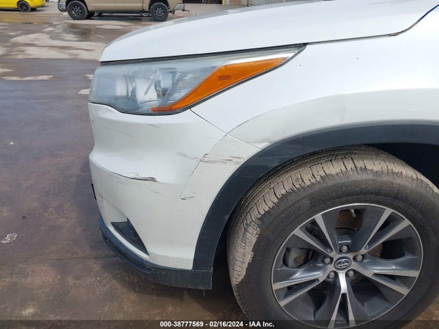 Toyota Highlander Xle V6 2016 5TDKKRFH4GS167473 Image 17