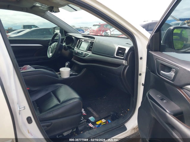 Toyota Highlander Xle V6 2016 5TDKKRFH4GS167473 Image 5