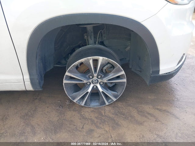 Toyota Highlander Xle V6 2016 5TDKKRFH4GS167473 Image 6