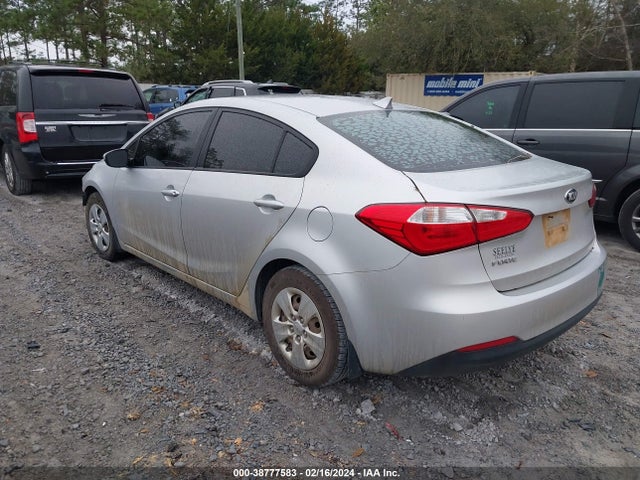 KIA FORTE LX 2016 KNAFK4A66G5532457 Image 3