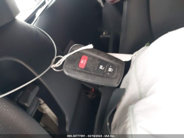 NMTKHMBX7JR026904 Toyota C-hr Xle Premium