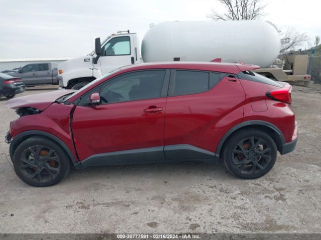 NMTKHMBX7JR026904 Toyota C-hr Xle Premium