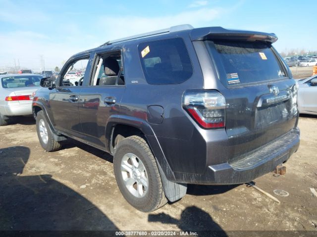 2015 TOYOTA 4RUNNER JTEBU5JR5F5226355 Photo 2