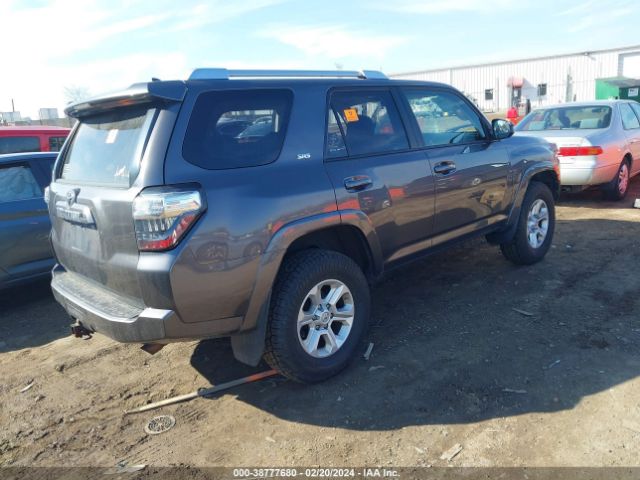 2015 TOYOTA 4RUNNER JTEBU5JR5F5226355 Photo 3