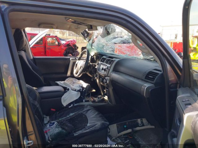 2015 TOYOTA 4RUNNER JTEBU5JR5F5226355 Photo 4