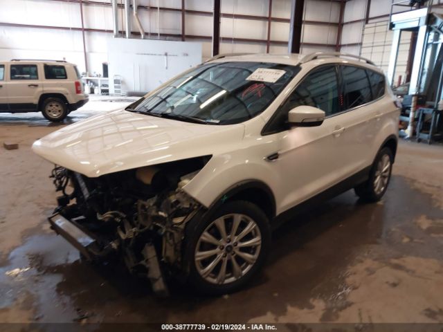1FMCU9J90HUD28716 Ford Escape Titanium