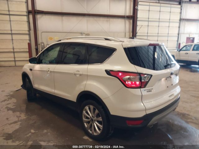 1FMCU9J90HUD28716 Ford Escape Titanium