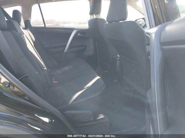 Toyota Rav4 Xle 2017 2T3RFREV9HW596893 Image 8