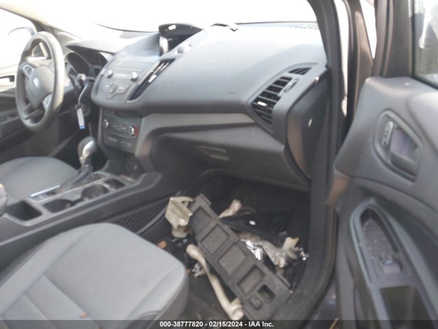 Ford ESCAPE S 2019 1FMCU0F71KUA39757 Image 5