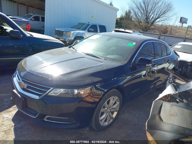 Chevrolet IMPALA 1LT 2018 2G1105S30J9133690 Image 2