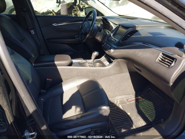 Chevrolet IMPALA 1LT 2018 2G1105S30J9133690 Image 5