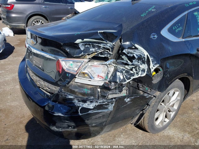 Chevrolet IMPALA 1LT 2018 2G1105S30J9133690 Image 6
