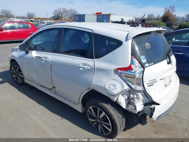 Nissan Versa Note Sr 2018 3N1CE2CP9JL354903 Image 14