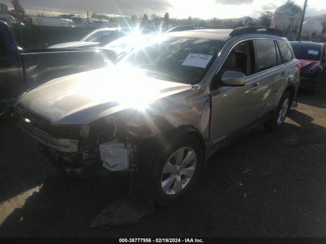 2010 SUBARU OUTBACK 2.5I LIMITED VIN: 4S4BRBKC5A3375265