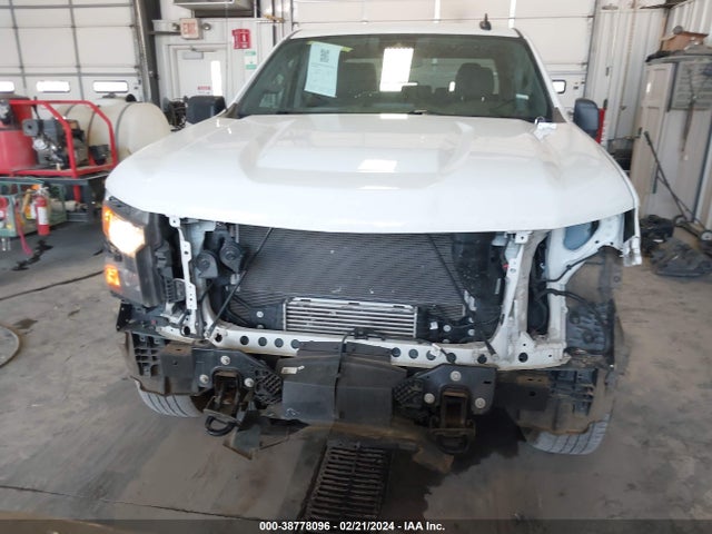2022 CHEVROLET SILVERADO 1500 4WD SHORT BED CUSTOM VIN: 1GCPDBEK6NZ596887