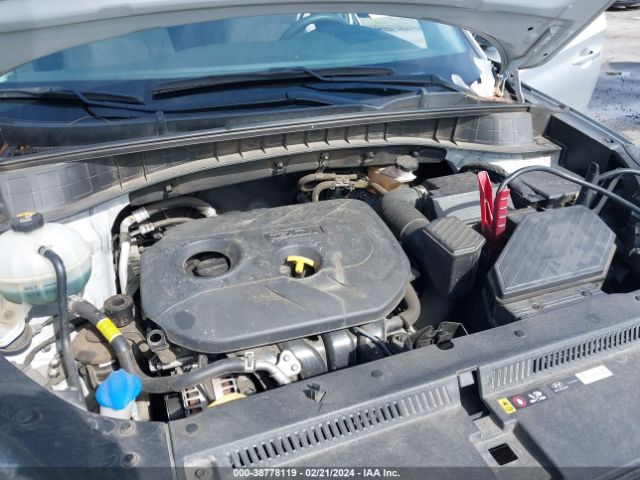 2018 HYUNDAI TUCSON KM8J33A42JU670900 Photo 9