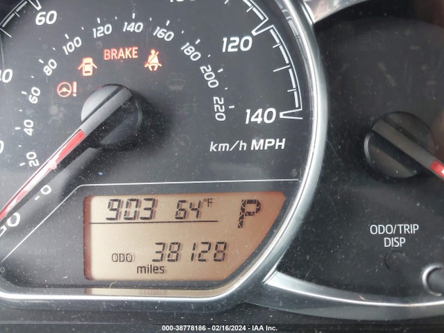 Toyota Yaris Se 2018 VNKKTUD37JA090441 Image 16